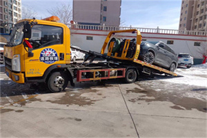 自流井区救援拖车费用怎么算